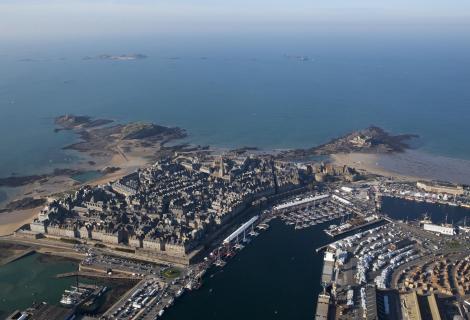 Saint-Malo : de la cité corsaire à la Route du Rhum
