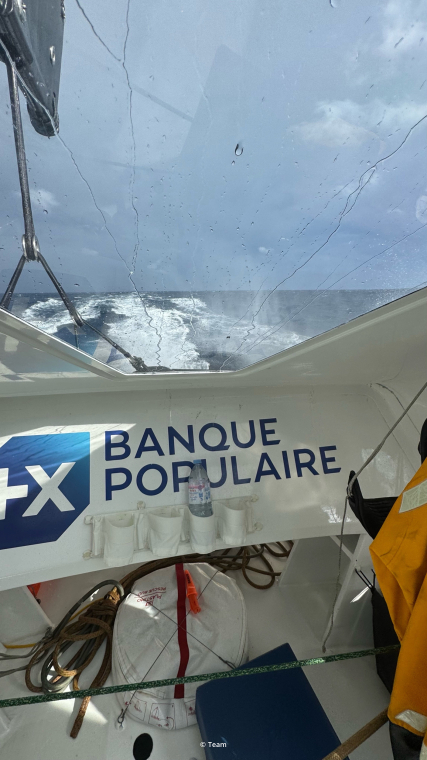 Transat Café L'OR - Point météo 28.10.2025 avec Armel Le Cléac'h 1