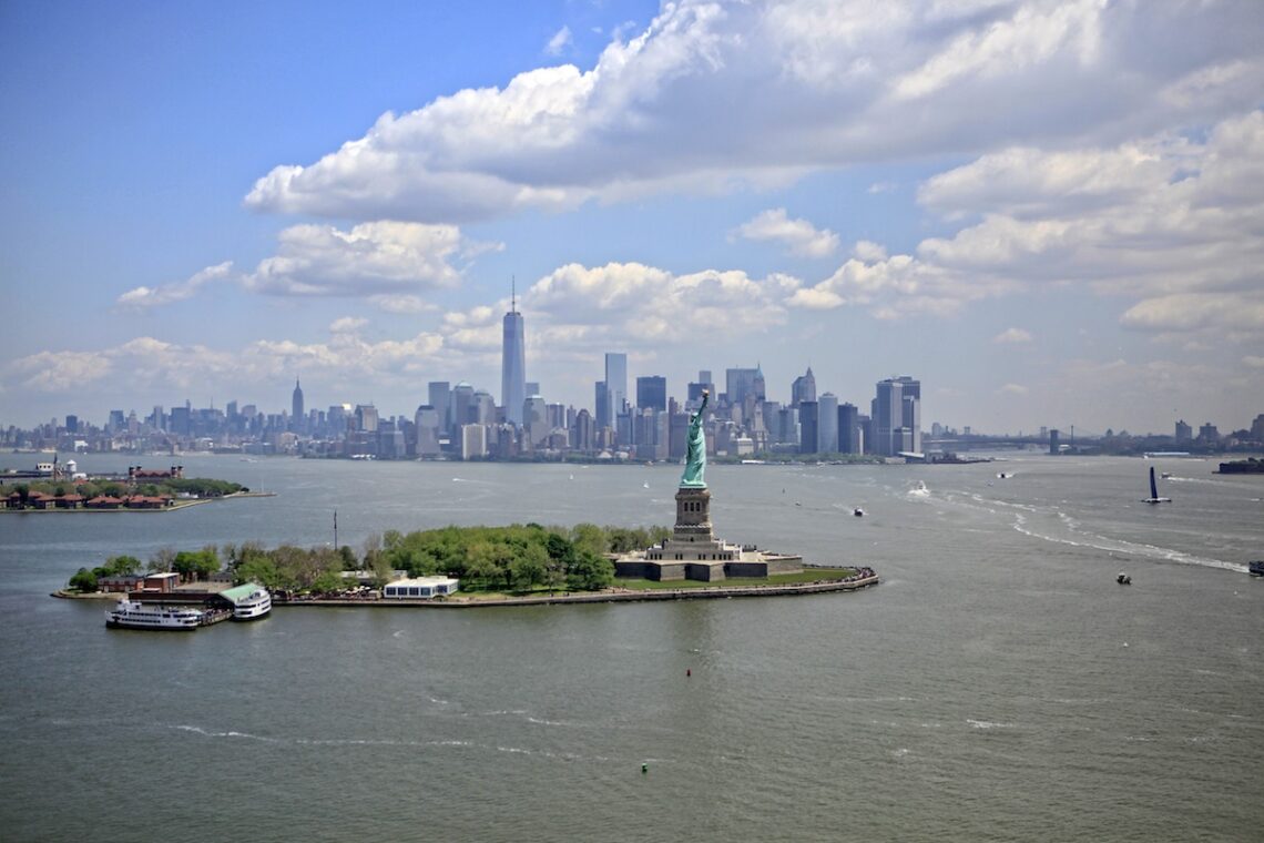 Armel Le Cléac'h and the Maxi Trimaran Solo Banque Populaire VII on stand by for the multihull North Atlantic solo record attempt, New York, Manhattan, United States of America.