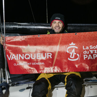 Corentin Horeau, Banque Populaire, 6ème a passer la ligne d'arrivée de l'étape 3 avant jury, La Solitaire du Figaro Paprec 2023 - Piriac sur Mer, le 14/09/2023