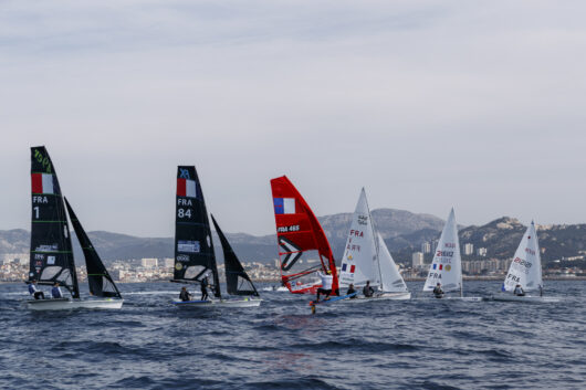 15/04/2024, Marseille (FRA), présentation des sélectionnés olympiques français en voile pour les Jeux Olympiques de Paris 2024.  Alex Mazella (Kite hommes - Formula Kite); Laurianne Nolot (Kite femmes - Formula Kite); Nicolas Goyard (Planche à voile hommes - iQFoil); Hélène Noesmoen (Planche à voile femmes- iQFoil); Camille Lecointre-Jeremie Mion (dériveur double mixte - 470); Louise Cervera (Dériveur femmes - ILCA 6); Jean-Baptiste Bernaz (Dériveur hommes - ILCA 7); Tim Mourniac - Lou Berthomieu (Multicoque mixte - Nacra 17); Clément Péquin - Erwan Fischer (Skiff hommes - 49er); Sarah Steyaert-Charline Picon (Skiff femmes - 49er FX).