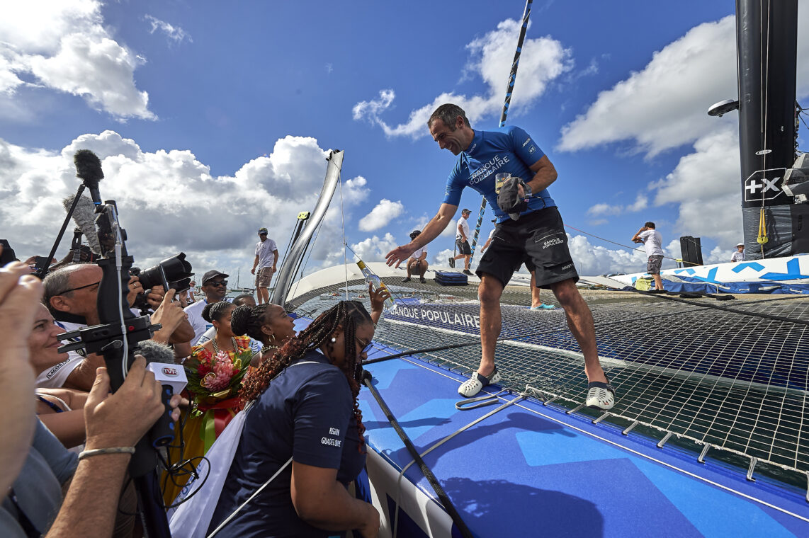 ARRIVEE D ARMEL LE CLEACH - LA ROUTE DU RHUM 2022 - DESTINATION GUADELOUPE