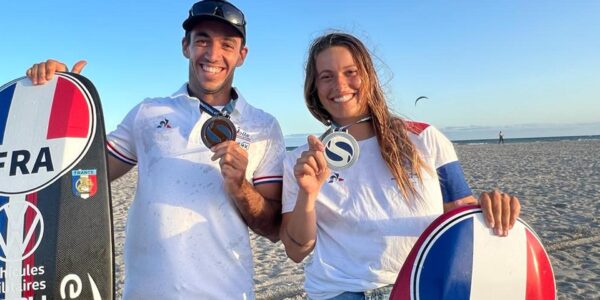 championnat_du_monde_de_kitefoil_lauriane_nolot_en_argent_axel_mazella_en_bronze.jpg