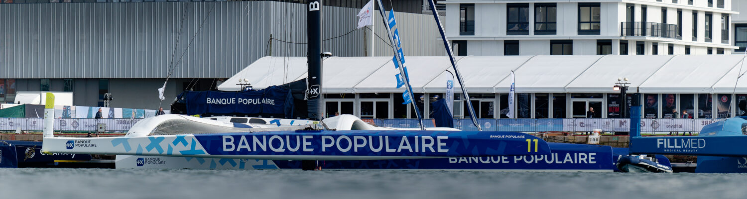 Le Maxi Banque Populaire XI au Havre pour la Transat Jacques Vabre