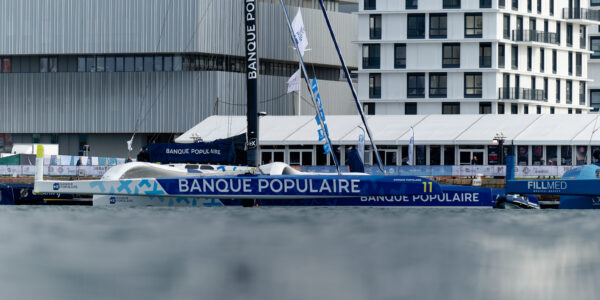 Le Maxi Banque Populaire XI au Havre pour la Transat Jacques Vabre